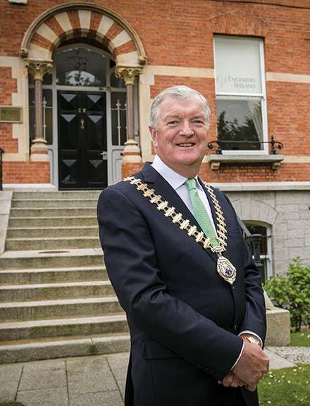 A LIFE LESS ORDINARY